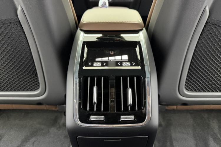 Used Volvo S90 2025 B5 Zhiyuan Luxury Edition Interior 4