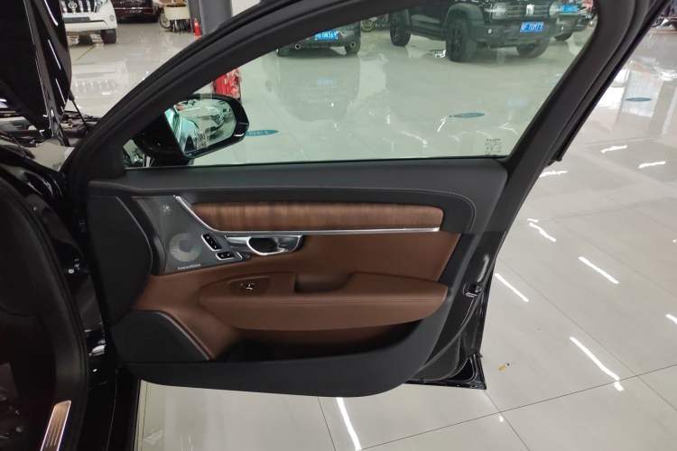 Used Volvo S90 2025 B5 Zhiya Luxury Edition Interior 5
