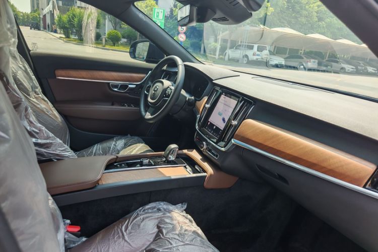 Used Volvo S90 2025 B5 Zhiyi Luxury Edition Interior 5
