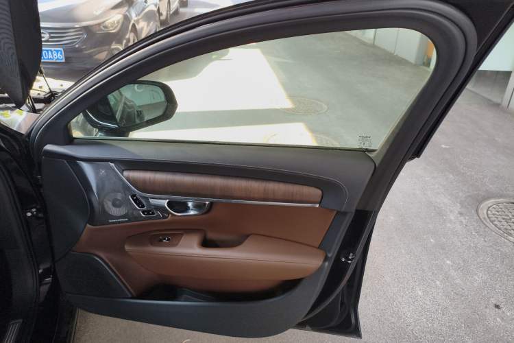 Used Volvo S90 2025 B5 Zhiya Luxury Edition Interior 5