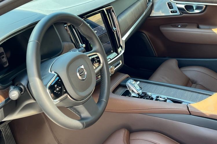 Used Volvo S90 2025 B5 Zhiya Luxury Edition Interior 5
