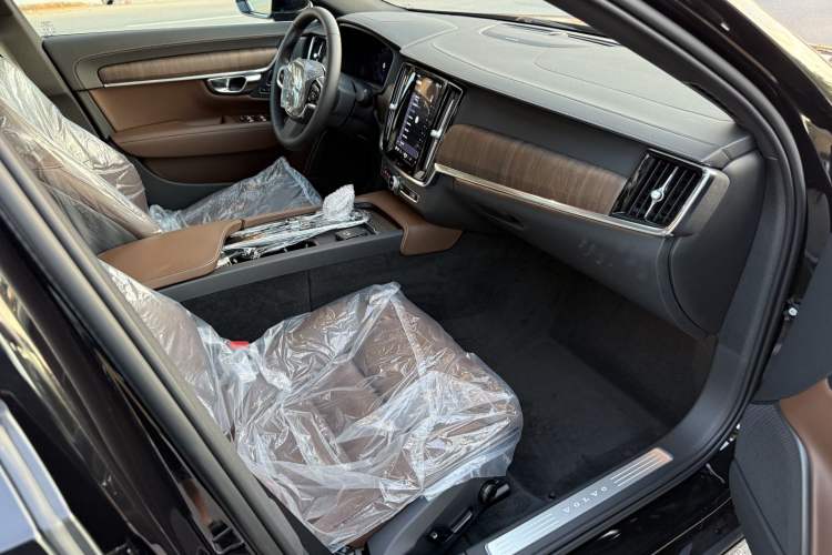 Used Volvo S90 2025 B5 Zhiyuan Luxury Edition Interior 6
