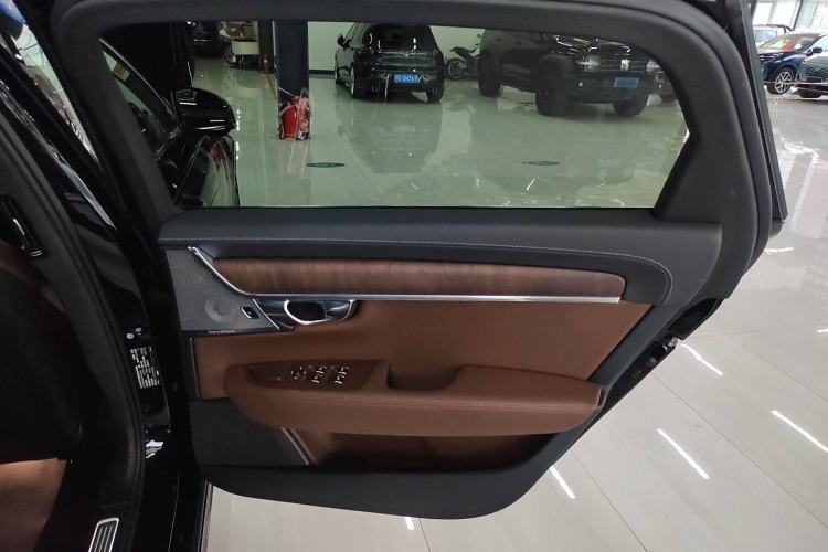 Used Volvo S90 2025 B5 Zhiya Luxury Edition Interior 6