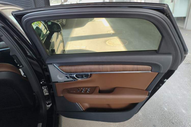 Used Volvo S90 2025 B5 Zhiya Luxury Edition Interior 6
