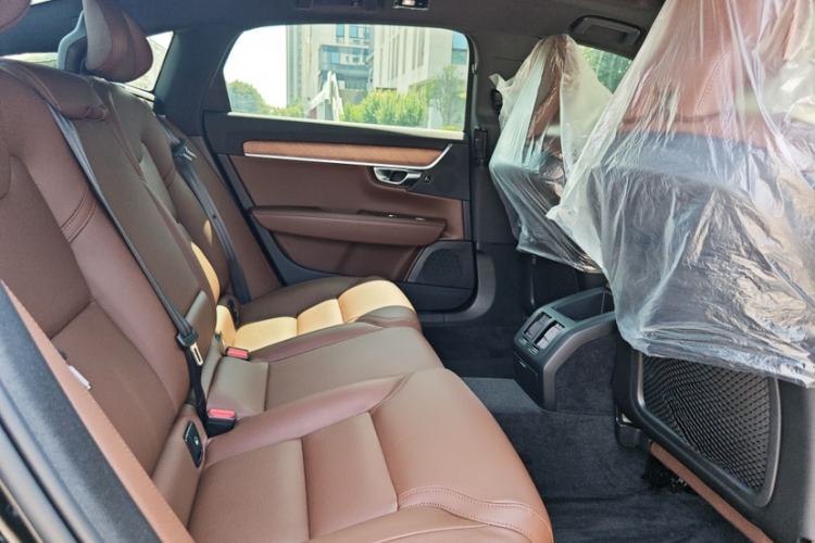 Used Volvo S90 2025 B5 Zhiyi Luxury Edition Interior 7