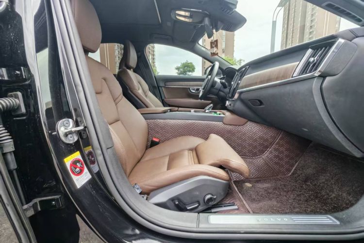 Used Volvo S90 2025 B5 Zhiyuan Luxury Edition Interior 8