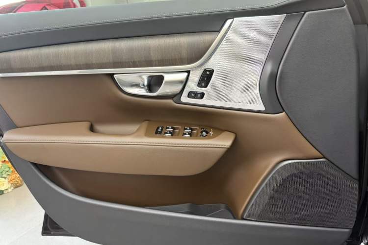 Used Volvo S90 2025 B5 Zhiya Luxury Edition Interior 8