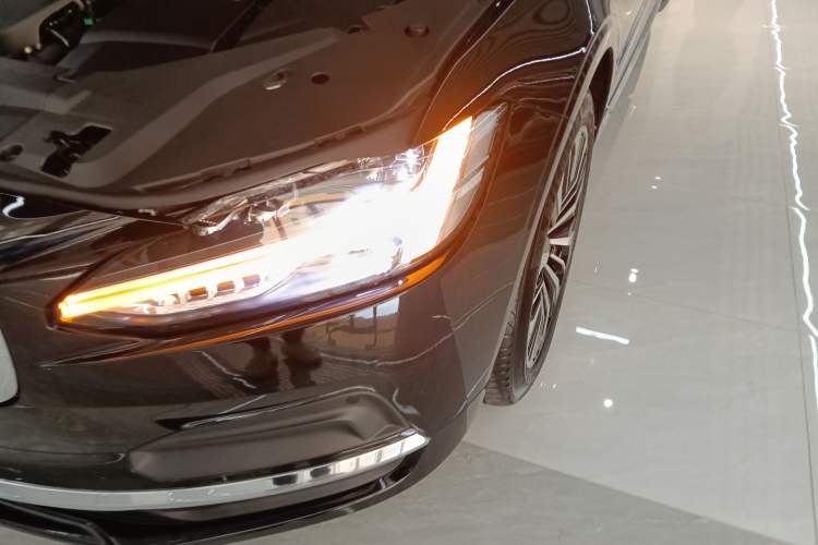 Used Volvo S90 2025 B5 Zhiyi Luxury Edition Left Front Headlight