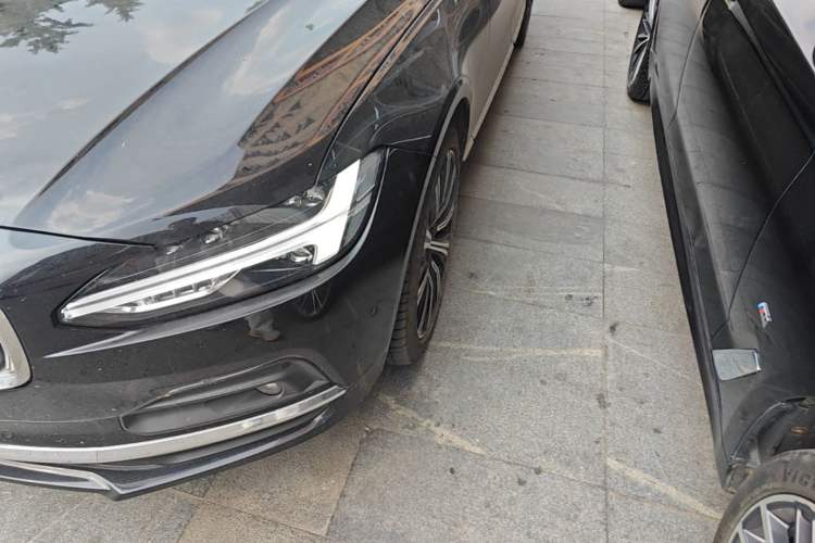 Used Volvo S90 2025 B5 Zhiya Luxury Edition Left Front Headlight