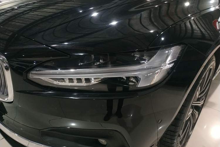 Used Volvo S90 2025 B5 Zhiya Luxury Edition Left Front Headlight