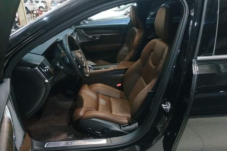 Used Volvo S90 2025 B5 Zhiya Luxury Edition Left Front Seat