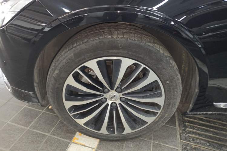 Used Volvo S90 2025 B5 Zhiyi Luxury Edition Left Front Wheel Hub