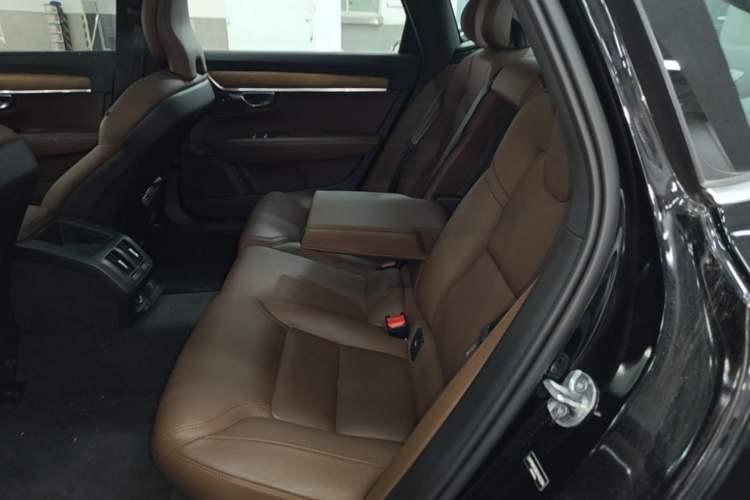 Used Volvo S90 2025 B5 Zhiyi Luxury Edition Left Rear Seat