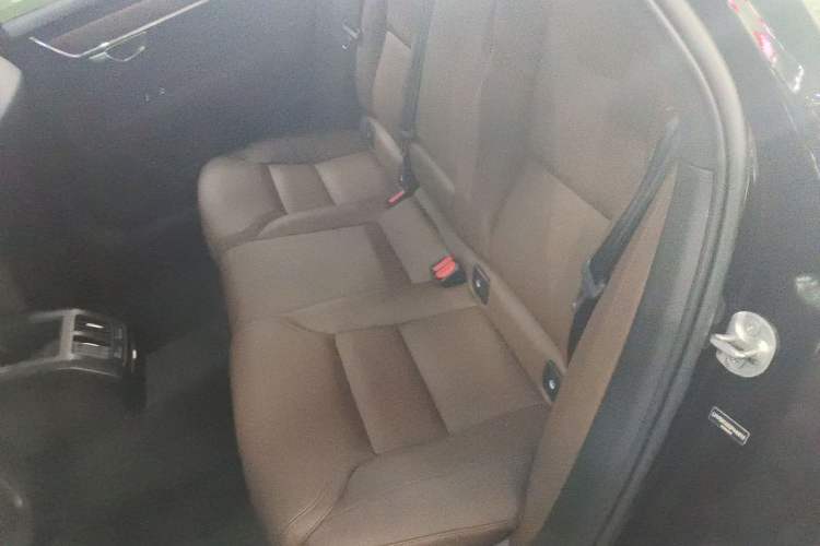 Used Volvo S90 2025 B5 Zhiyi Luxury Edition Left Rear Seat