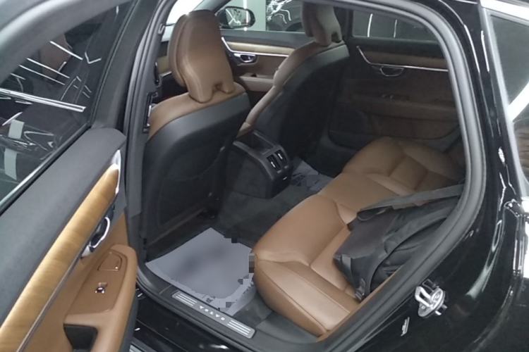 Used Volvo S90 2025 B5 Zhiyi Luxury Edition Left Rear Seat