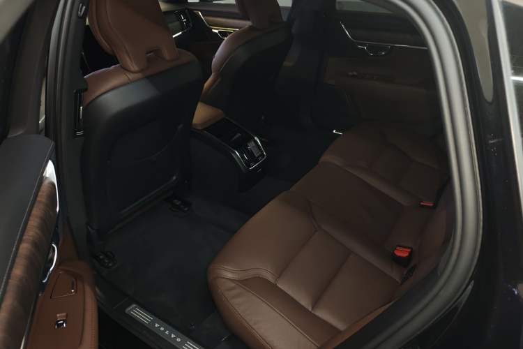 Used Volvo S90 2025 B5 Zhiyuan Luxury Edition Left Rear Seat