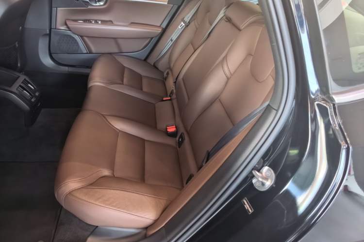 Used Volvo S90 2025 B5 Zhiyi Luxury Edition Left Rear Seat