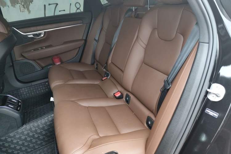 Used Volvo S90 2025 B5 Zhiyuan Luxury Edition Left Rear Seat