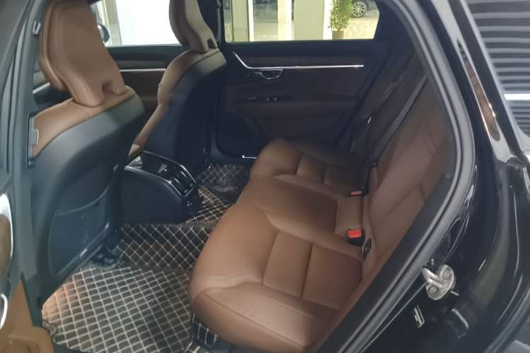 Used Volvo S90 2025 B5 Zhiyuan Luxury Edition Left Rear Seat