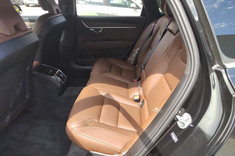 Used Volvo S90 2025 B5 Zhiyuan Luxury Edition Left Rear Seat