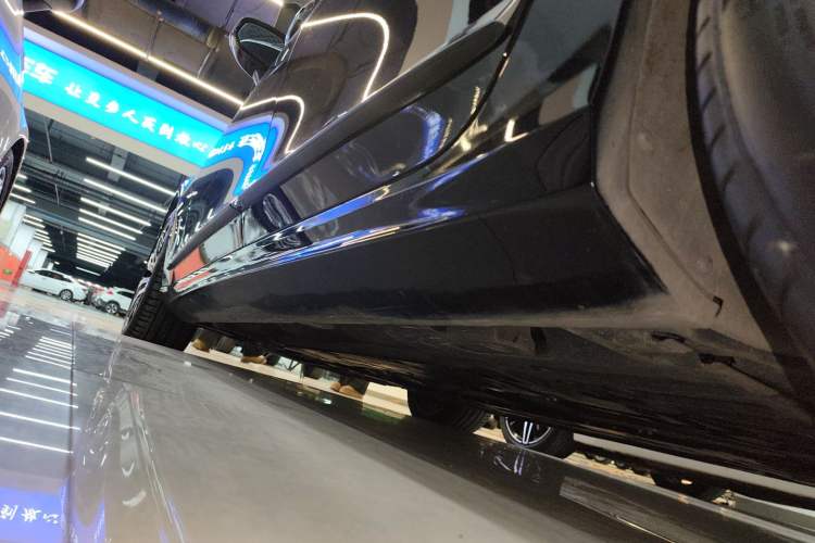 Used Volvo S90 2025 B5 Zhiyuan Luxury Edition Left Side Sill