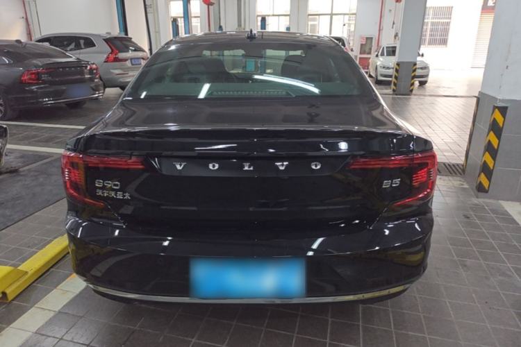 Used Volvo S90 2025 B5 Zhiyi Luxury Edition Rear