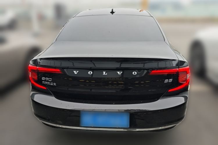 Used Volvo S90 2025 B5 Zhiyuan Luxury Edition Rear