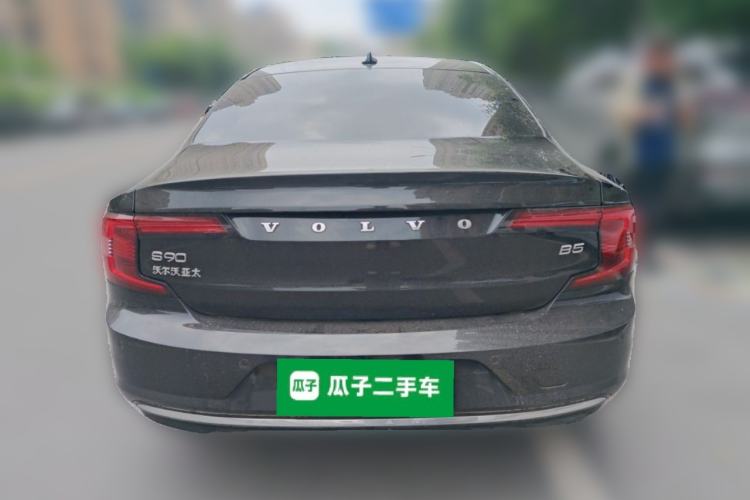 Used Volvo S90 2025 B5 Zhiyuan Luxury Edition Rear