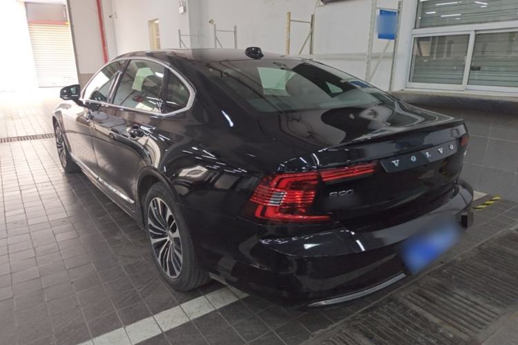 Used Volvo S90 2025 B5 Zhiyi Luxury Edition Rear Left 45 Deg