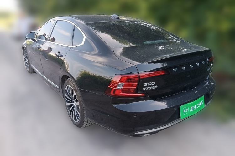 Used Volvo S90 2025 B5 Zhiyi Luxury Edition Rear Left 45 Deg