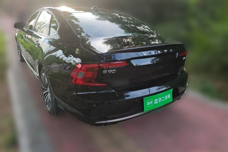 Used Volvo S90 2025 B5 Zhiyi Luxury Edition Rear Left 45 Deg