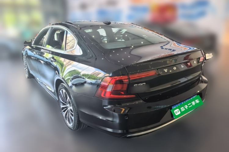 Used Volvo S90 2025 B5 Zhiyi Luxury Edition Rear Left 45 Deg