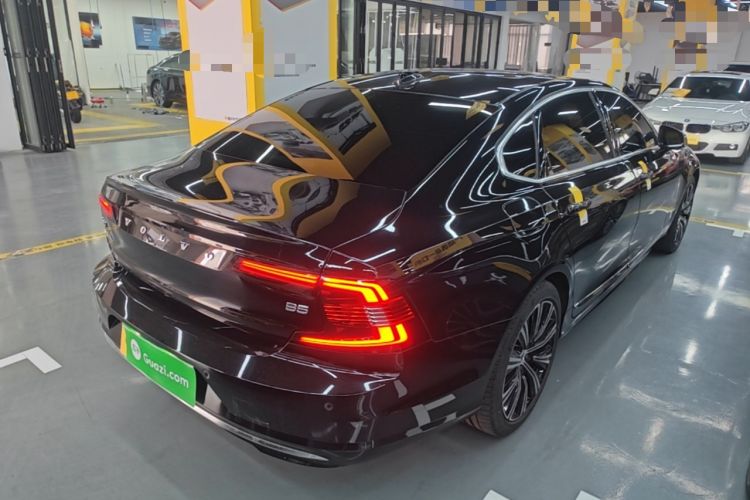 Used Volvo S90 2025 B5 Zhiyuan Luxury Edition Rear Right 45 Deg