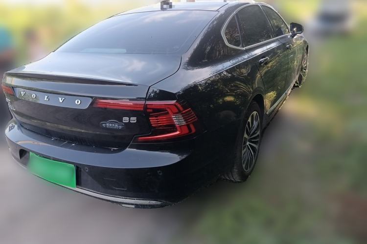 Used Volvo S90 2025 B5 Zhiyi Luxury Edition Rear Right 45 Deg