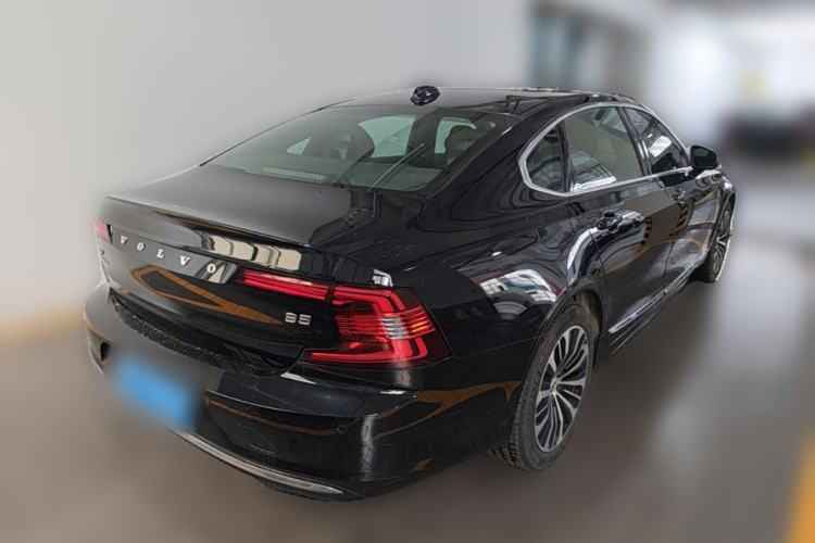 Used Volvo S90 2025 B5 Zhiyi Luxury Edition Rear Right 45 Deg