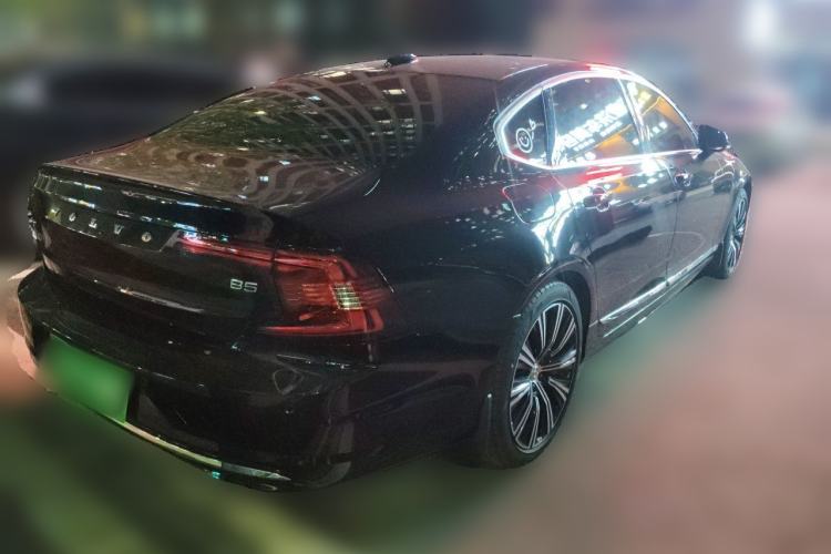 Used Volvo S90 2025 B5 Zhiyuan Luxury Edition Rear Right 45 Deg