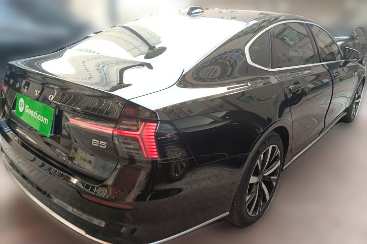 Used Volvo S90 2025 B5 Zhiyi Luxury Edition Rear Right 45 Deg