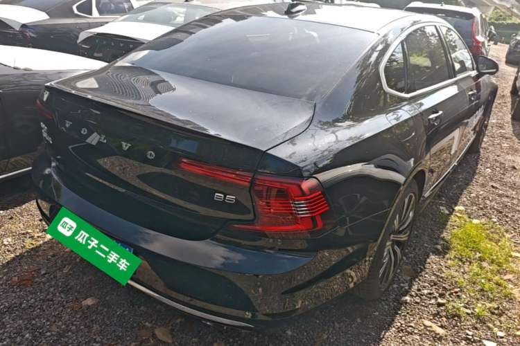 Used Volvo S90 2025 B5 Zhiya Luxury Edition Rear Right 45 Deg