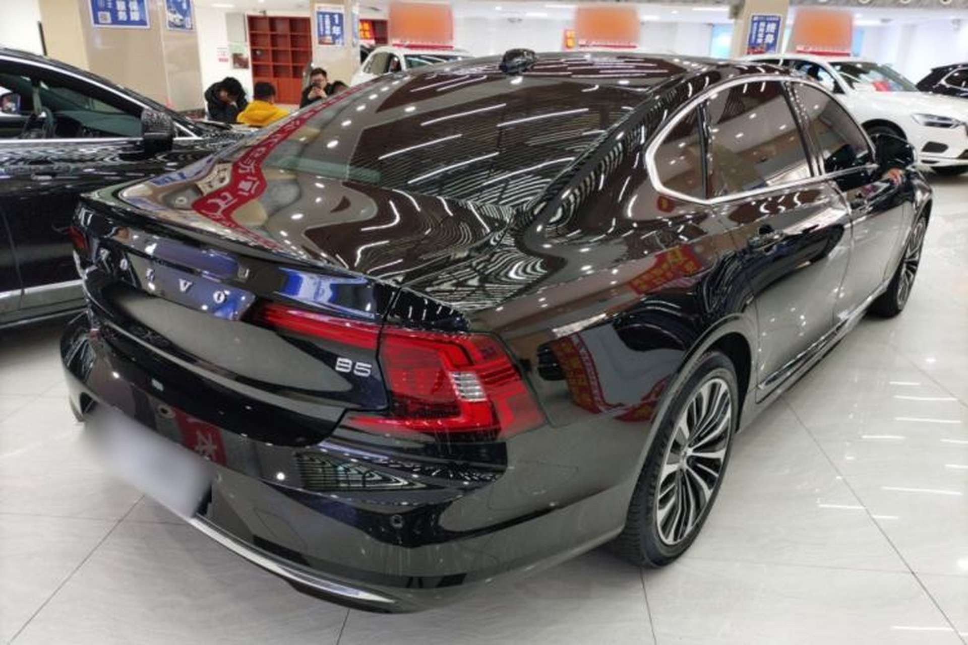 Used Volvo S90 2025 B5 Zhiyi Luxury Edition Rear Right 45 Deg