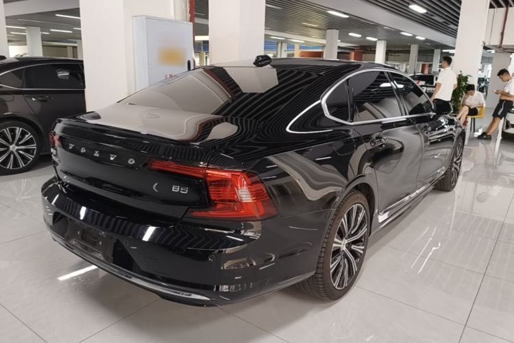 Used Volvo S90 2025 B5 Zhiyuan Luxury Edition Rear Right 45 Deg