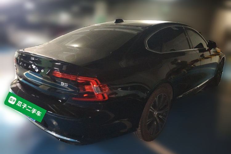 Used Volvo S90 2025 B5 Zhiyuan Luxury Edition Rear Right 45 Deg