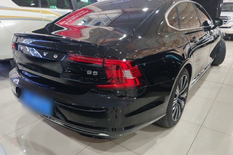 Used Volvo S90 2025 B5 Zhiyuan Luxury Edition Rear Right 45 Deg