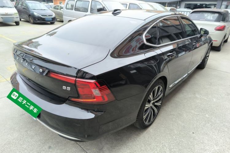 Used Volvo S90 2025 B5 Zhiyuan Luxury Edition Rear Right 45 Deg