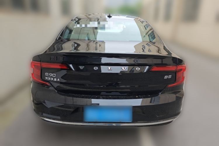 Used Volvo S90 2025 B5 Zhiyi Luxury Edition Rear