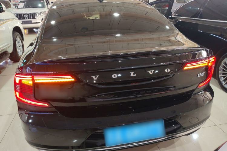 Used Volvo S90 2025 B5 Zhiyuan Luxury Edition Rear