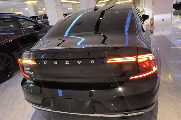 Used Volvo S90 2025 B5 Zhiyi Luxury Edition Rear