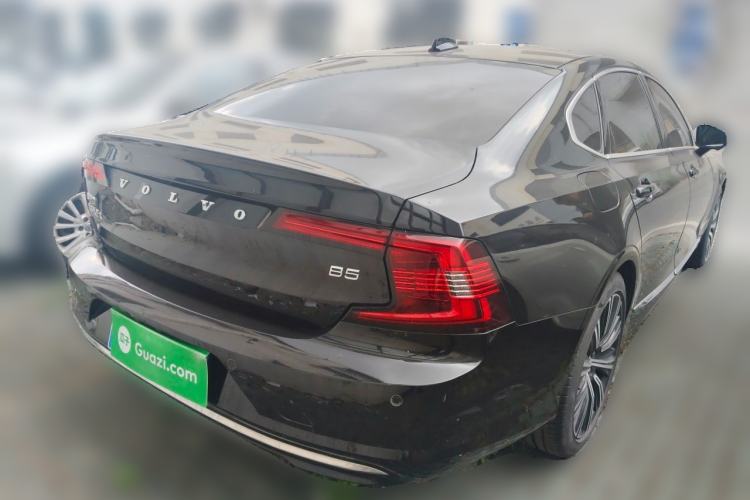 Used Volvo S90 2025 B5 Zhiyuan Luxury Edition Rear