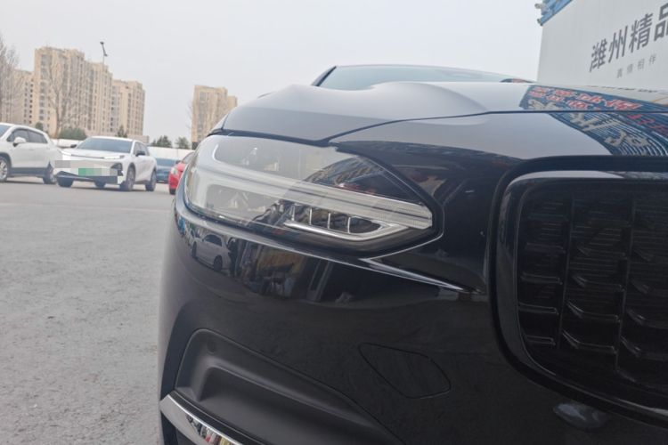 Used Volvo S90 2025 B5 Zhiyuan Luxury Edition Right Front Headlight