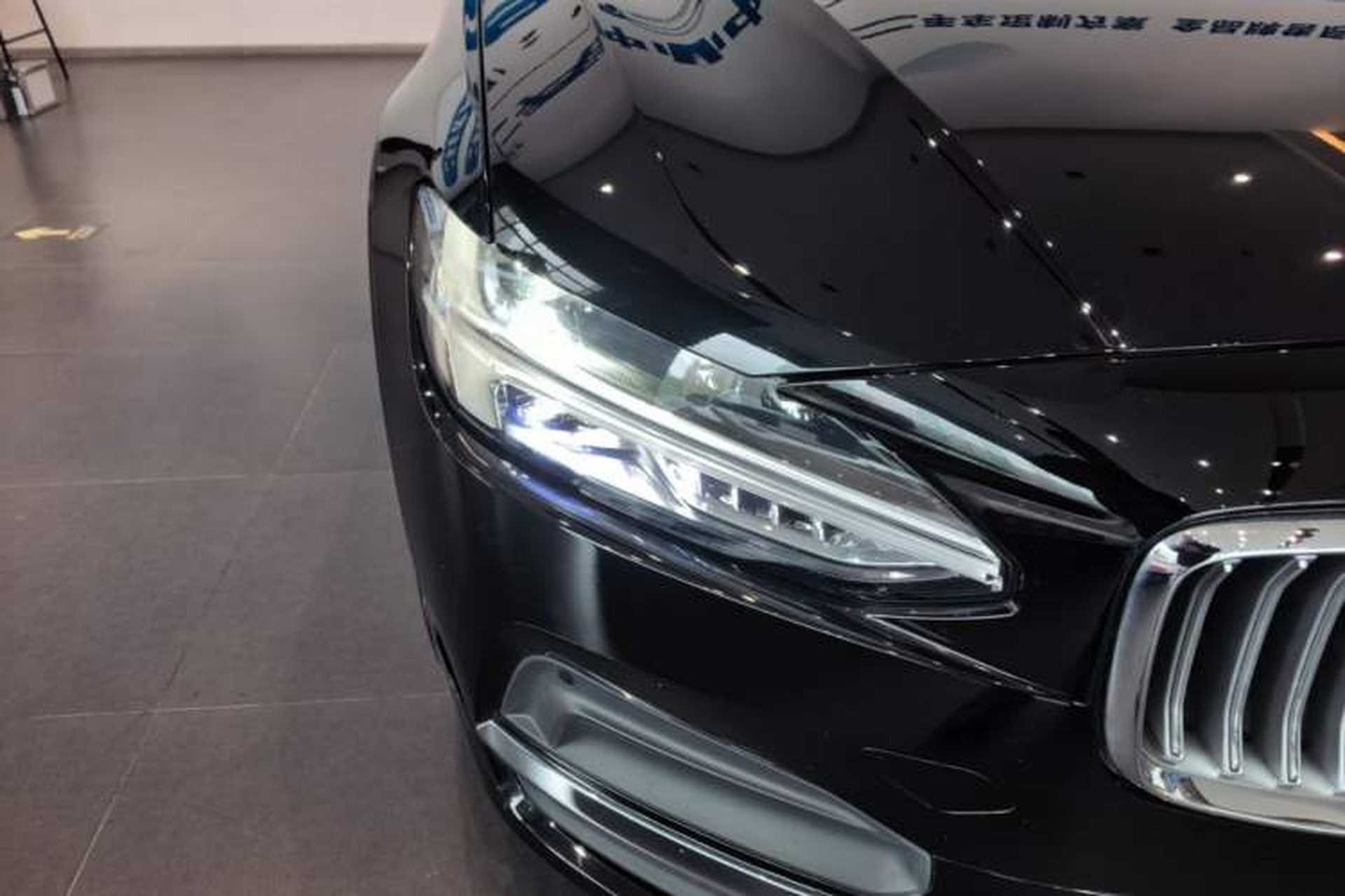 Used Volvo S90 2025 B5 Zhiyi Luxury Edition Right Front Headlight