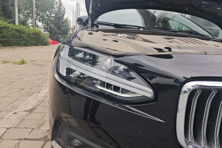 Used Volvo S90 2025 B5 Zhiya Luxury Edition Right Front Headlight